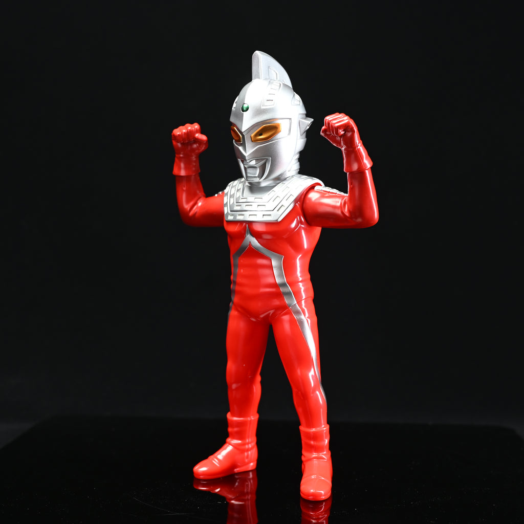ULTRASEVEN (Appearance Pose)