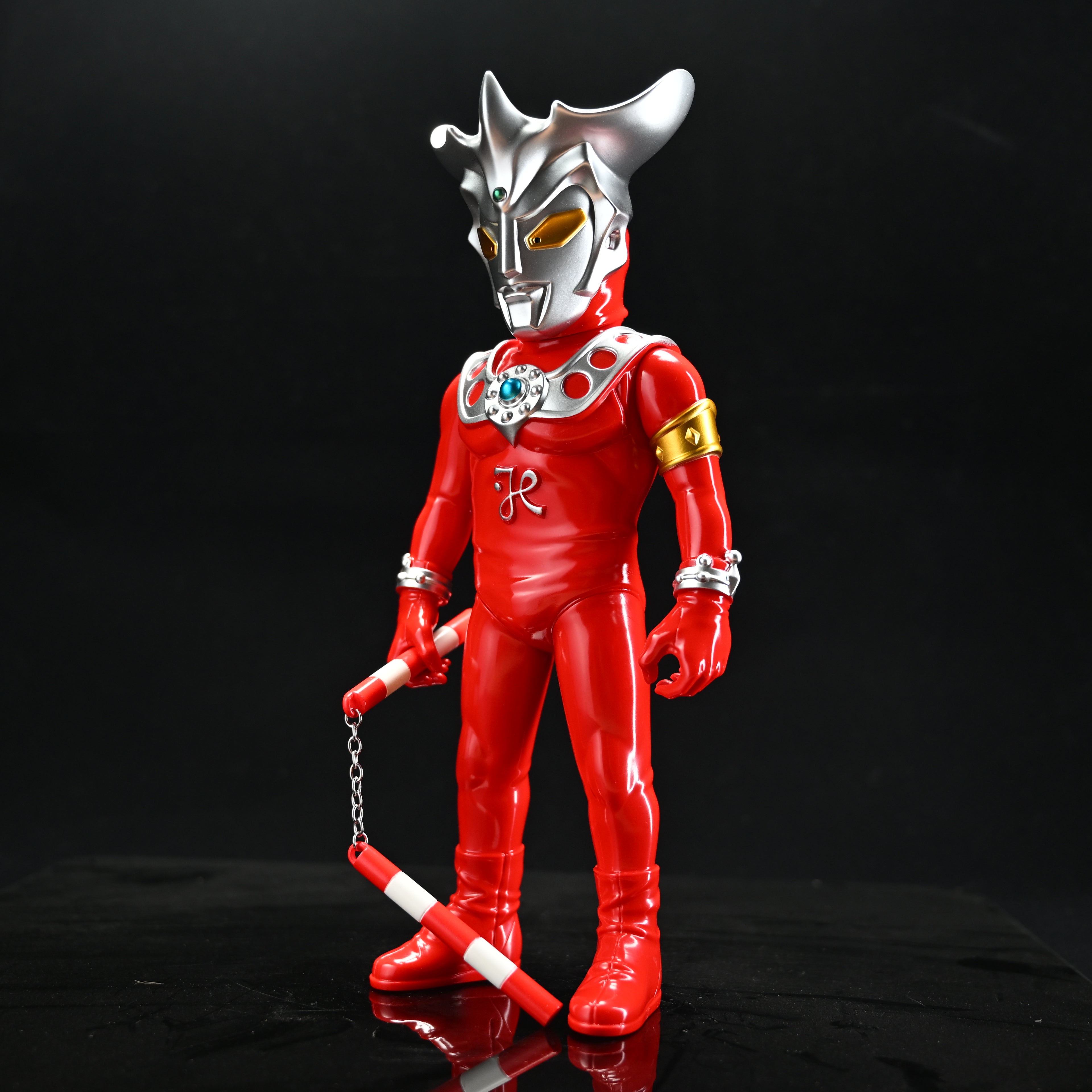 ULTRAMAN LEO Debut Colorway