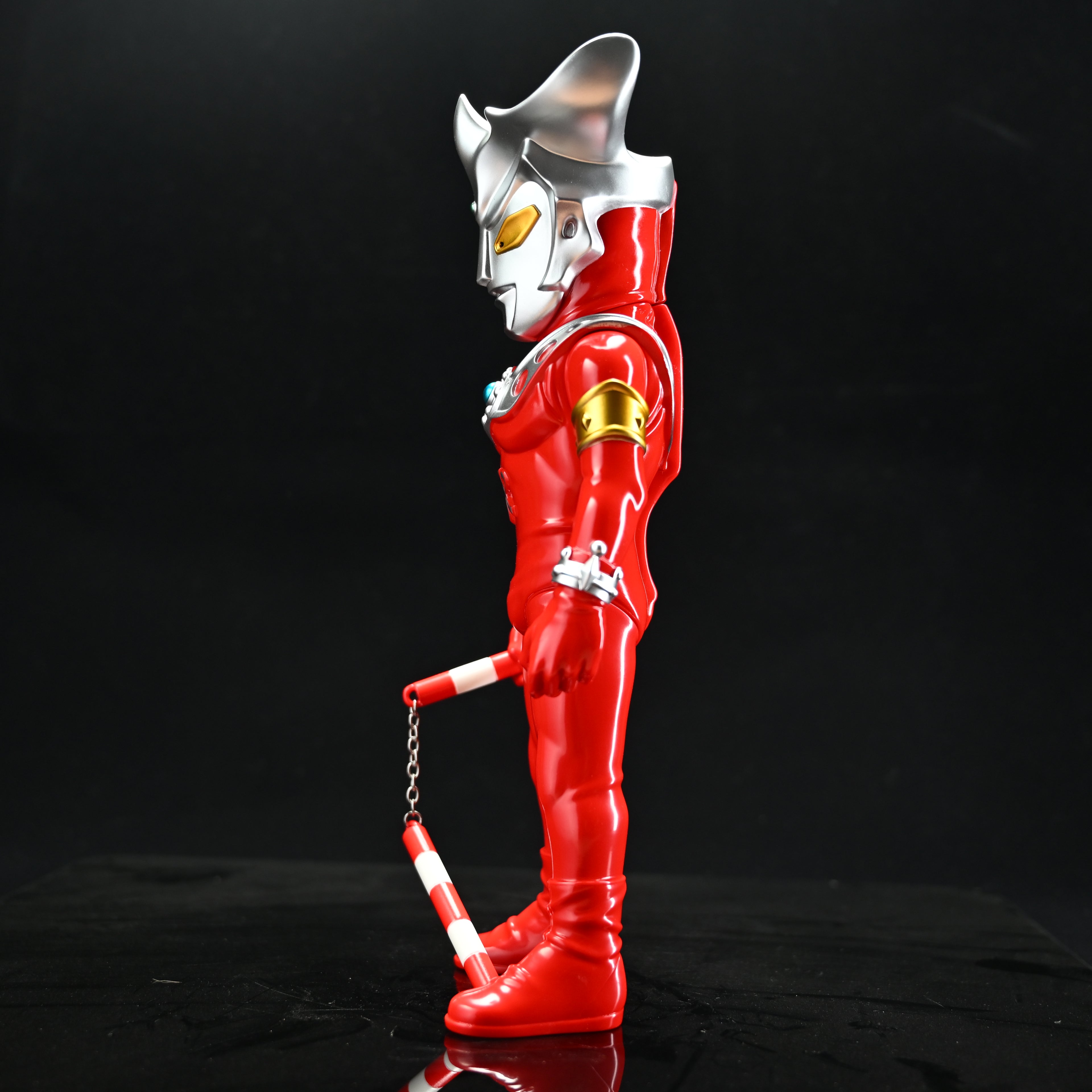 ULTRAMAN LEO Debut Colorway