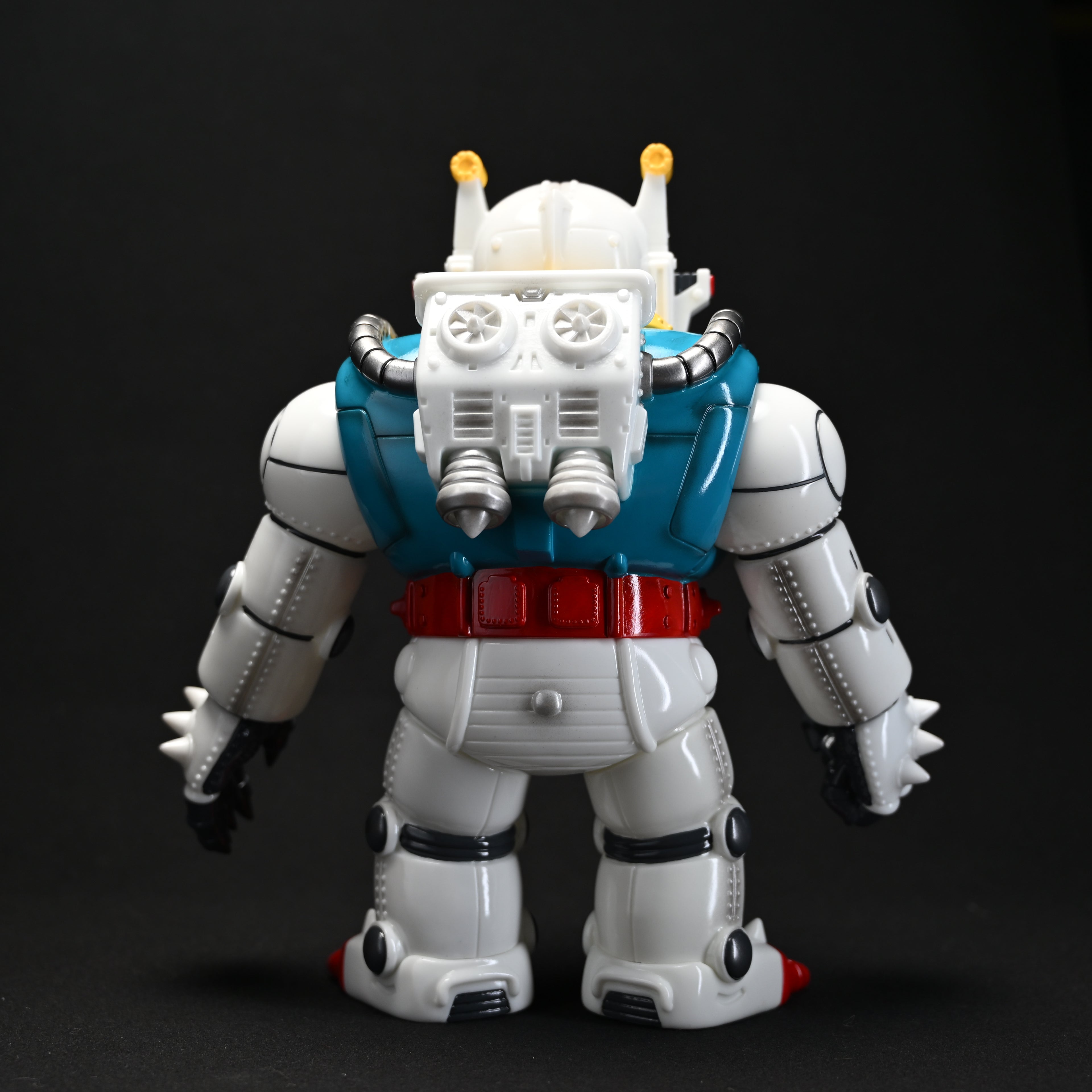 MECHA GIGATHON White Devil Colorway