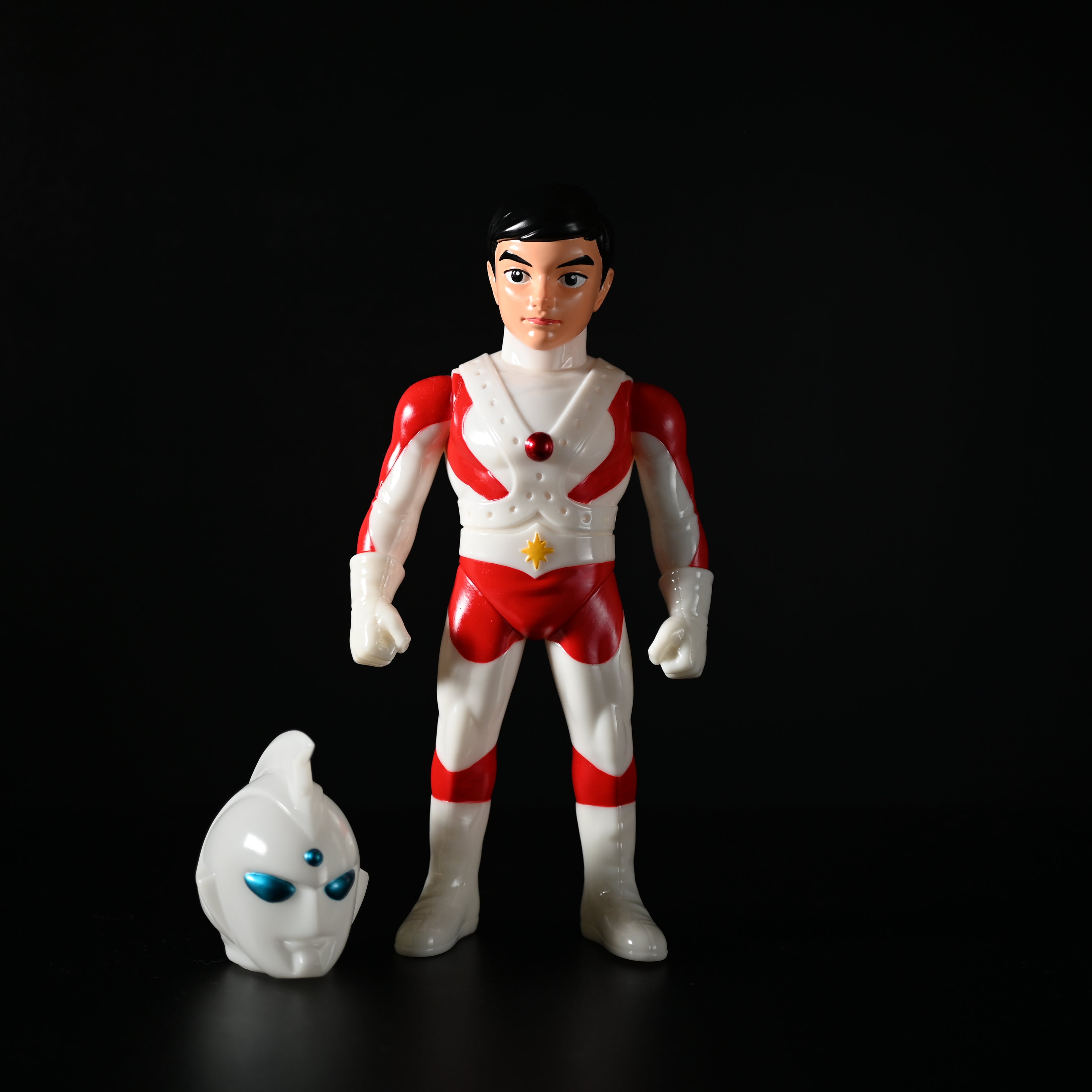 ALIEN EMERALD KAIN 2nd Colorway (Glow-in-Dark)