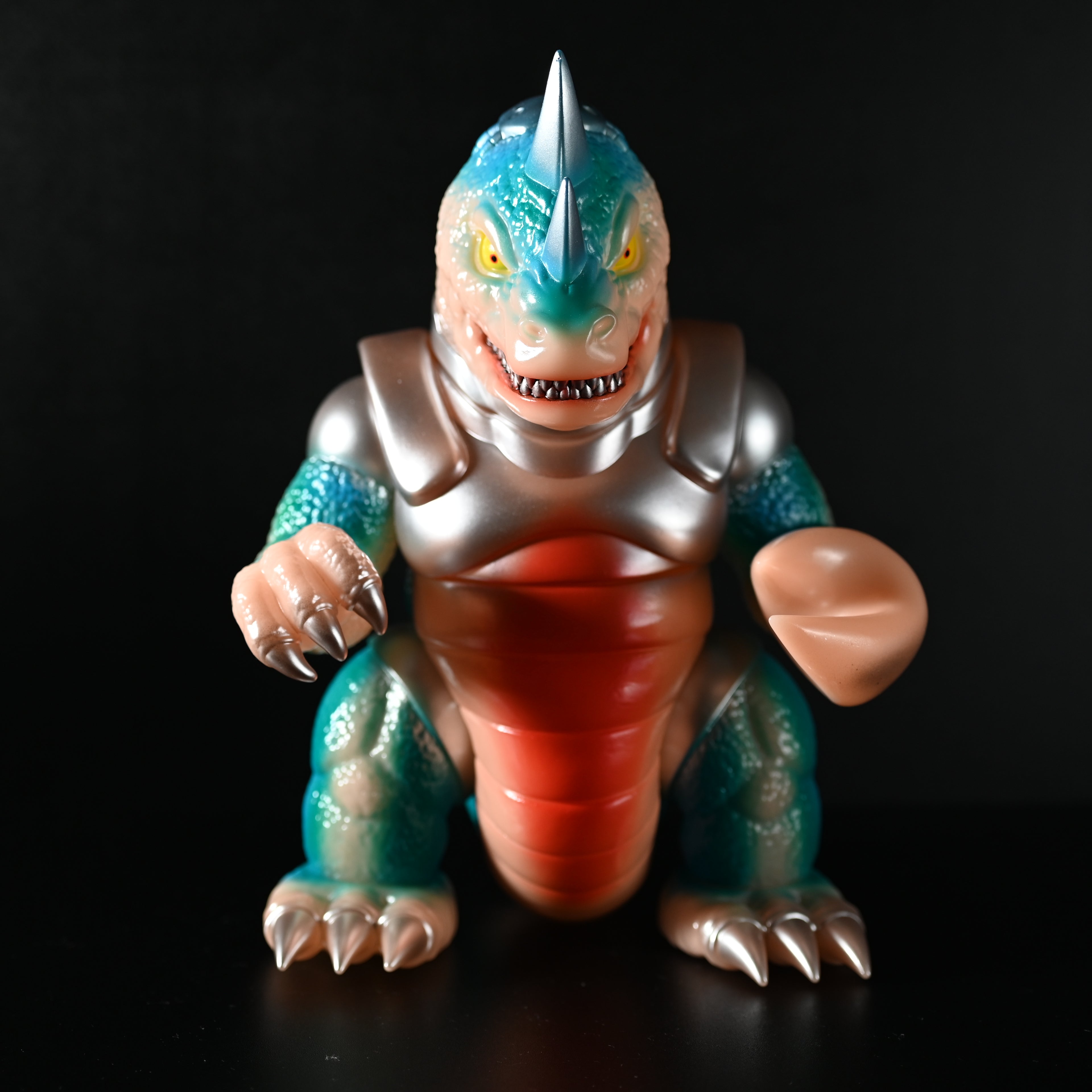 MECHASAURUS SAKI 3rd Colorway (Red Glow-in-Dark)