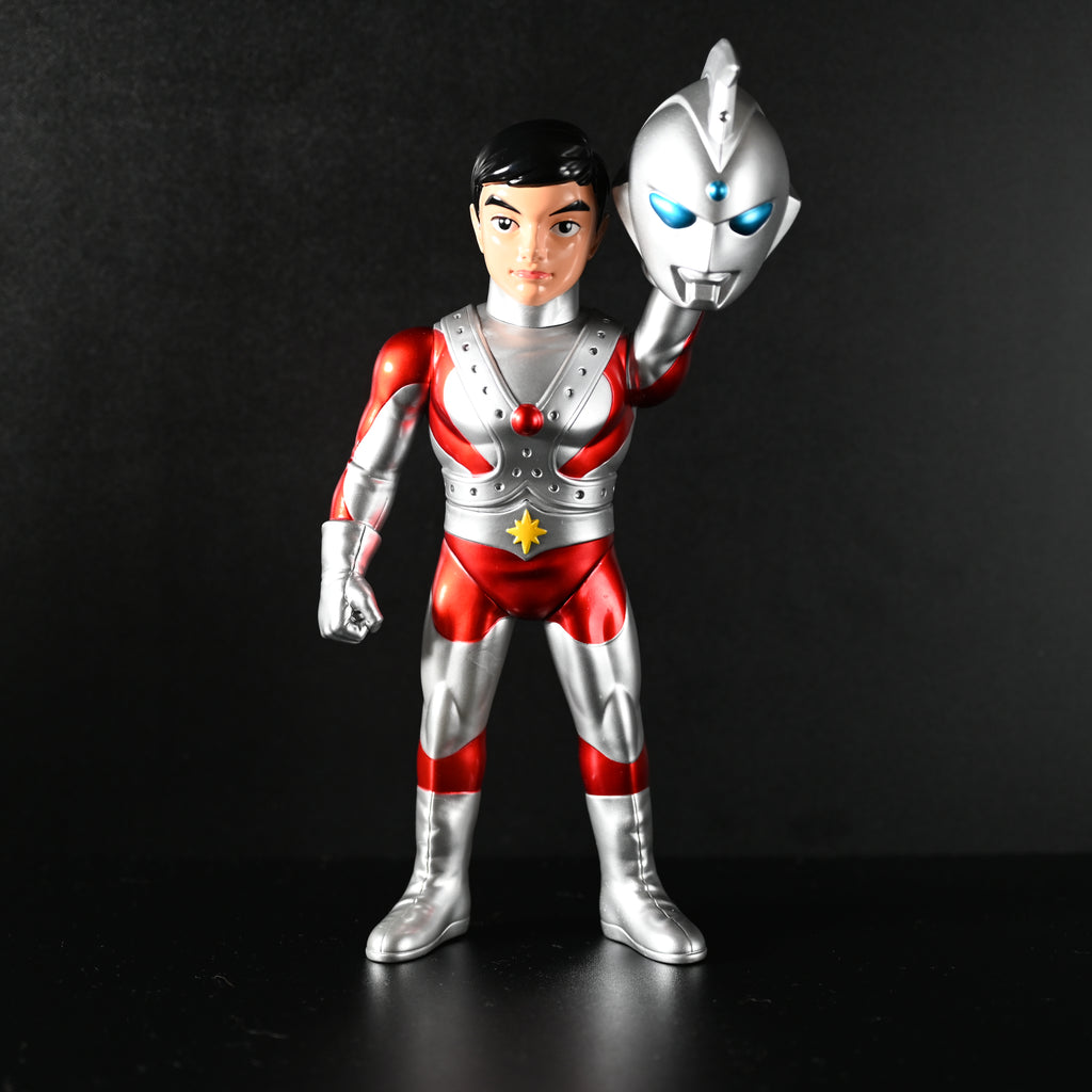 ALIEN EMERALD KAIN 3rd Colorway (Metallic Silver)