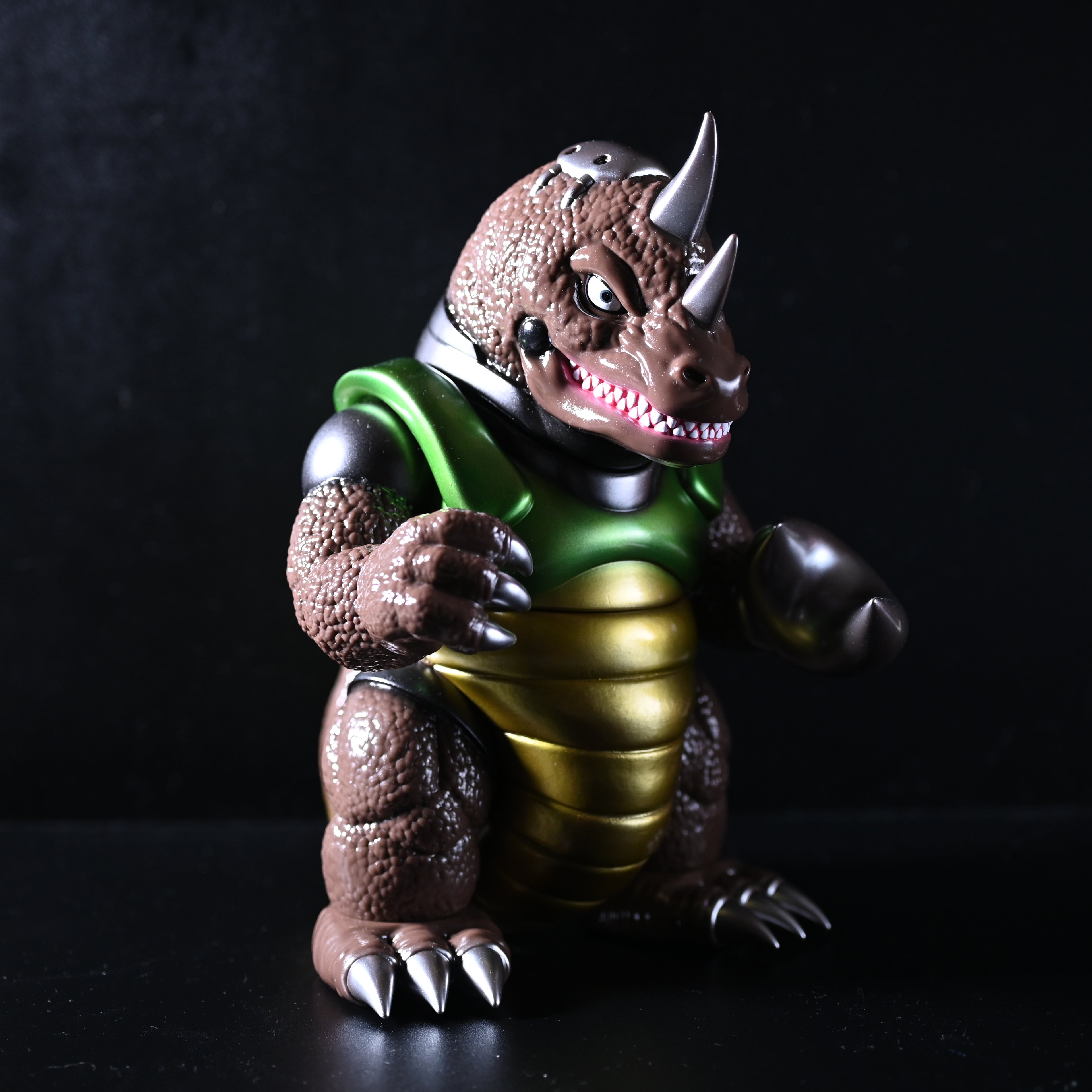 MECHASAURUS SAKI Debut Colorway