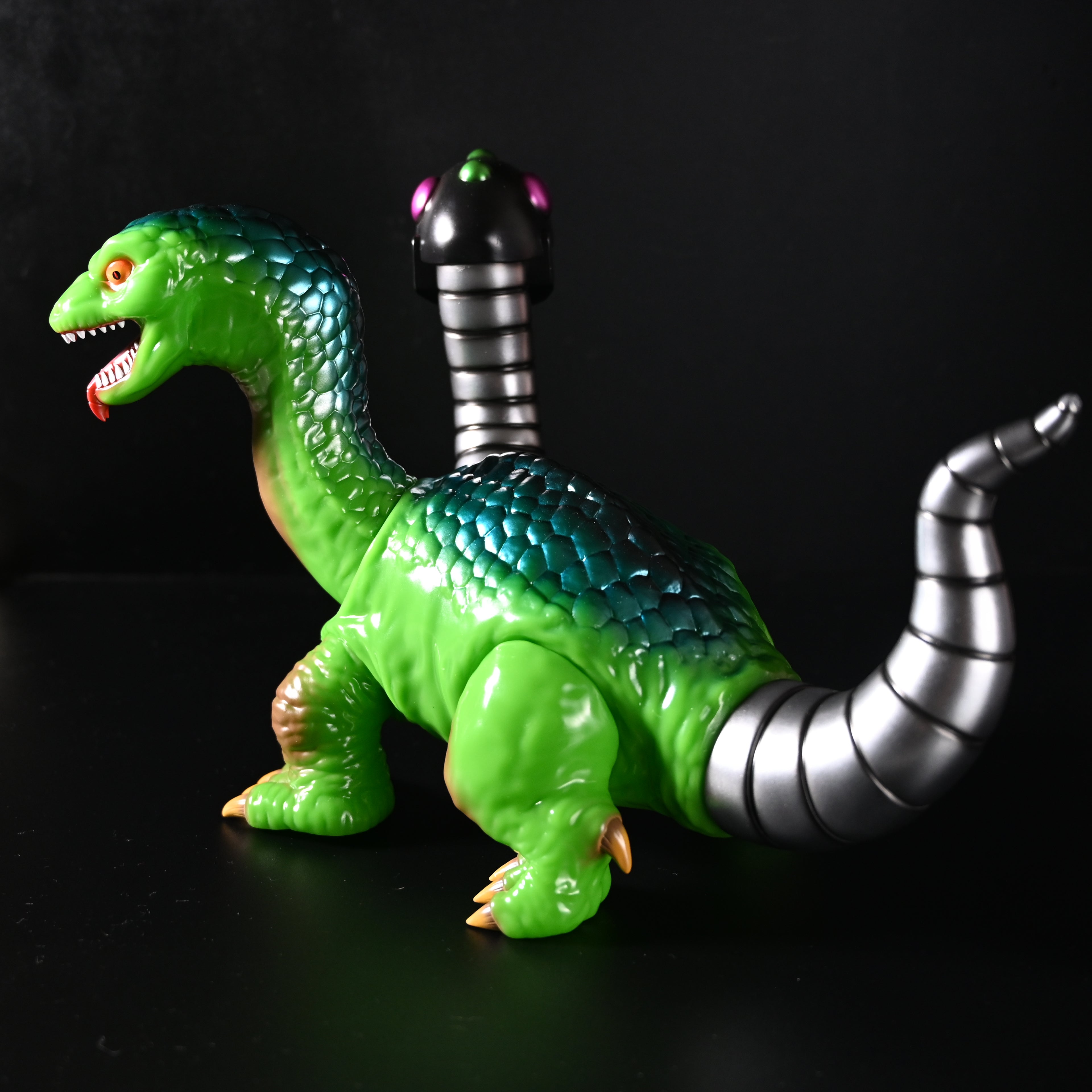 MECHASAURUS ZUU 2nd Colorway (Green)