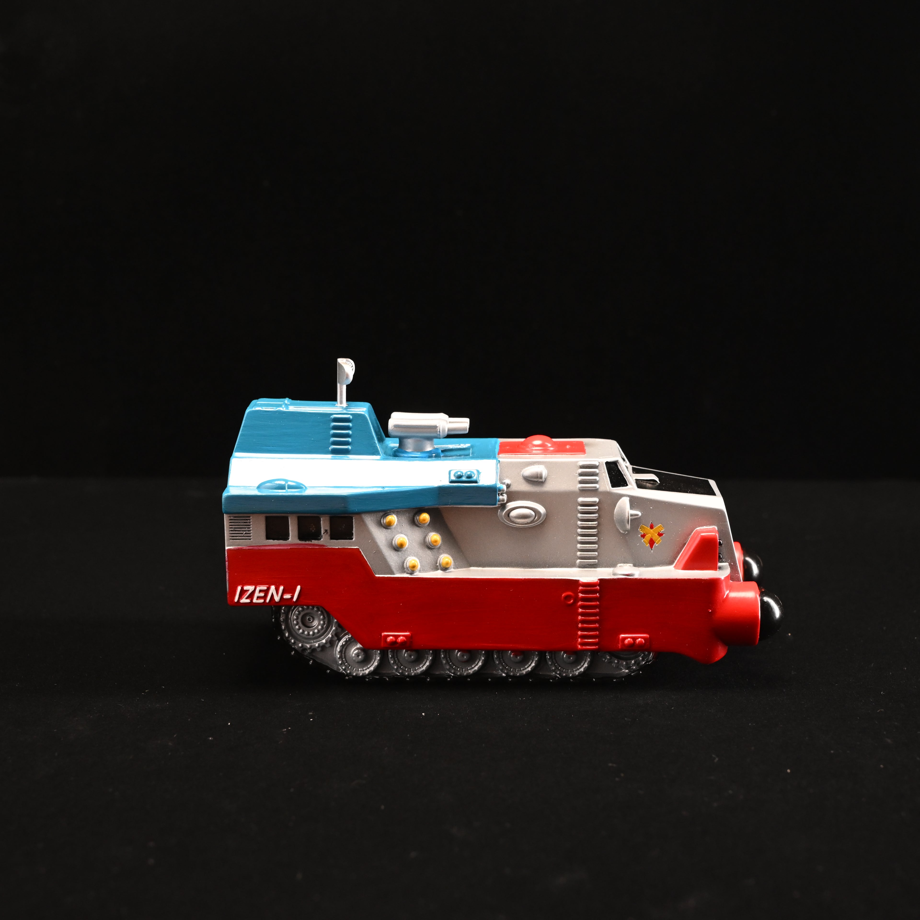 IZEN I and IZEN II Set Debut Colorway