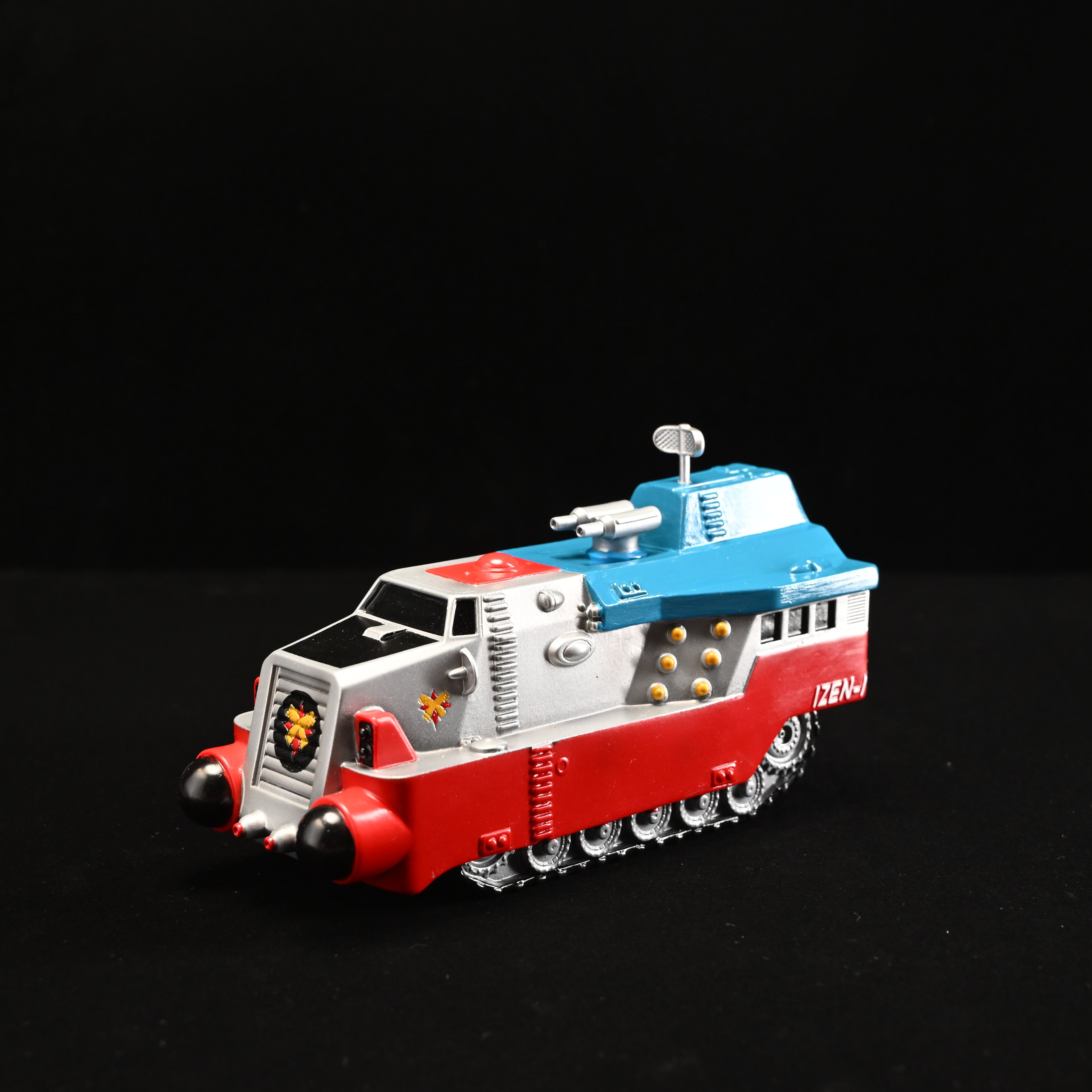 IZEN I and IZEN II Set Debut Colorway