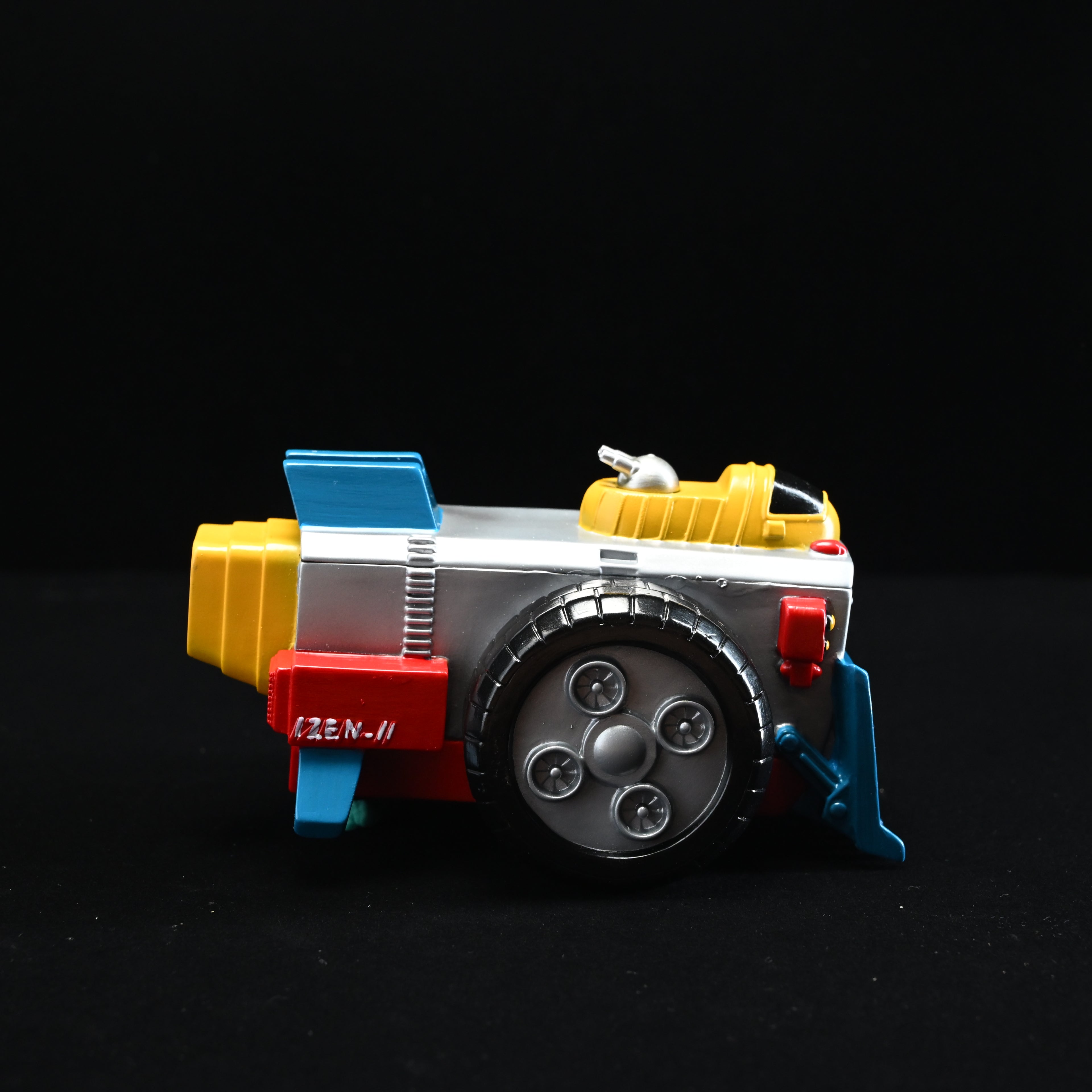 IZEN I and IZEN II Set Debut Colorway