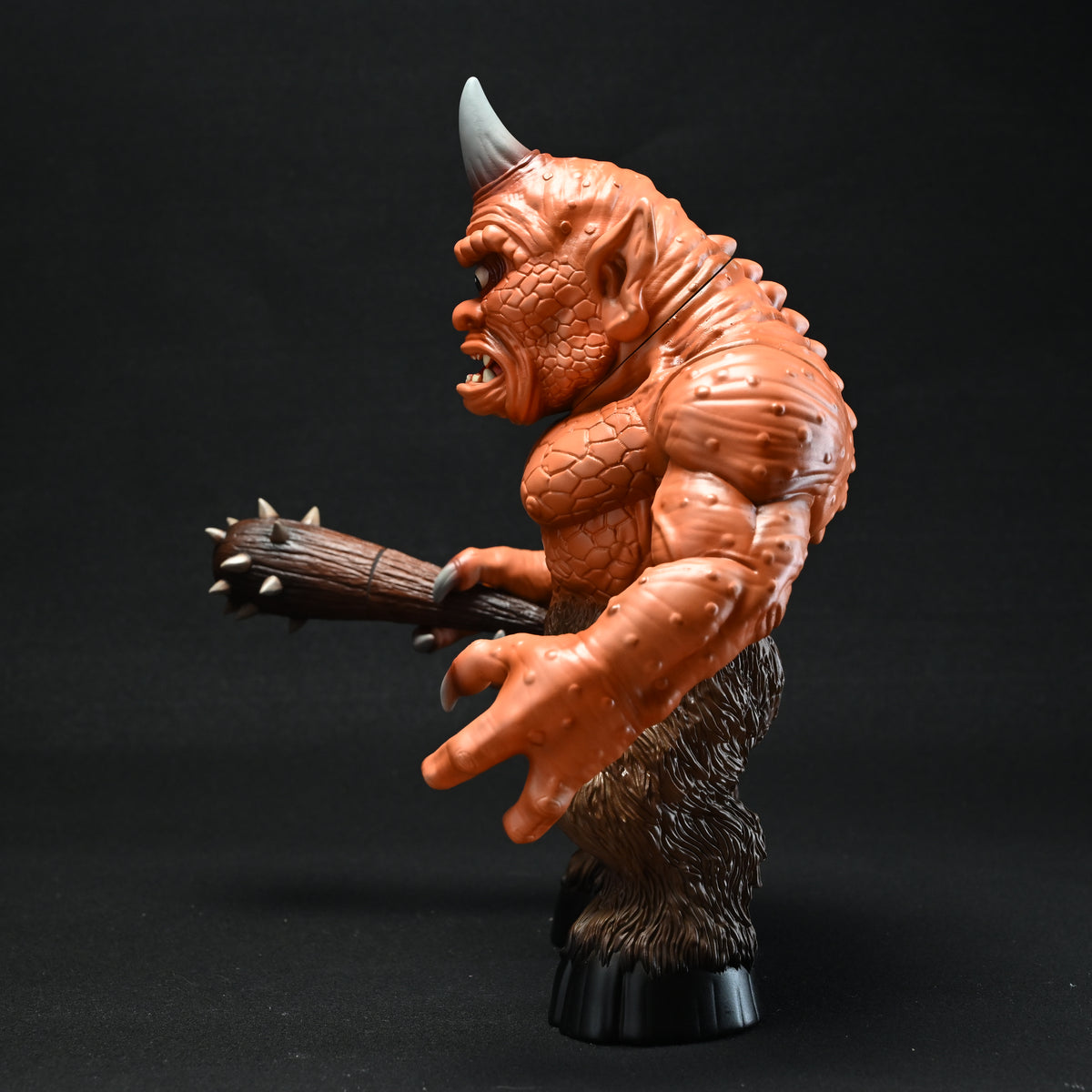 THE CYCLOPS — VINTAGE-STYLE SOFT VINYL