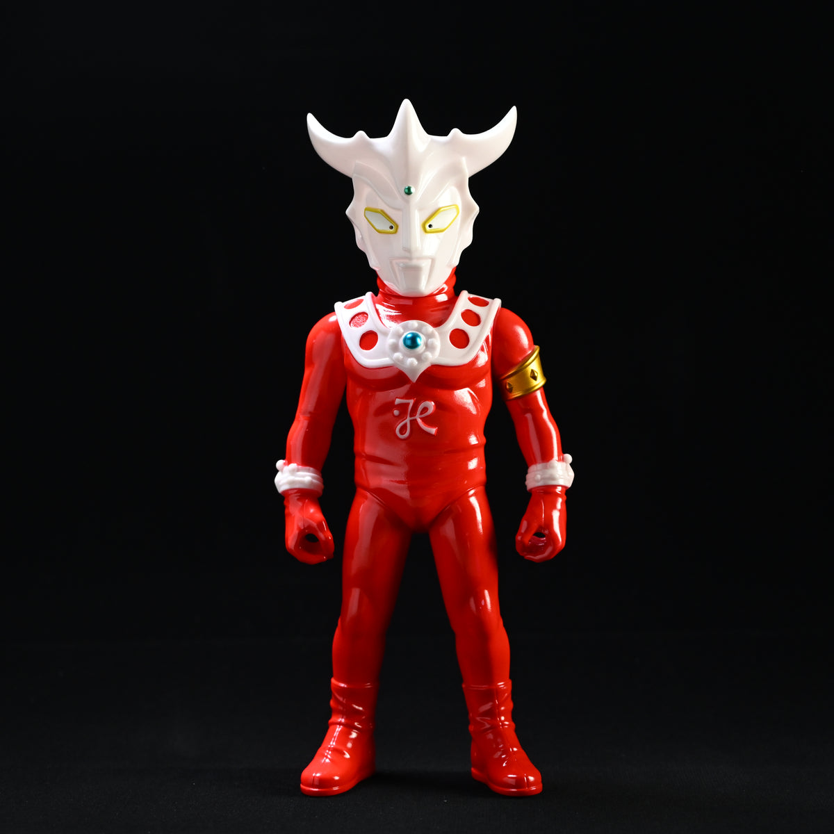 ULTRAMAN LEO GLow-in_Dark Colorway