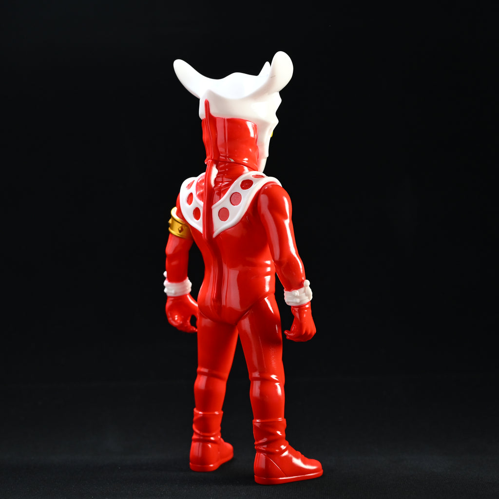 ULTRAMAN LEO GLow-in_Dark Colorway