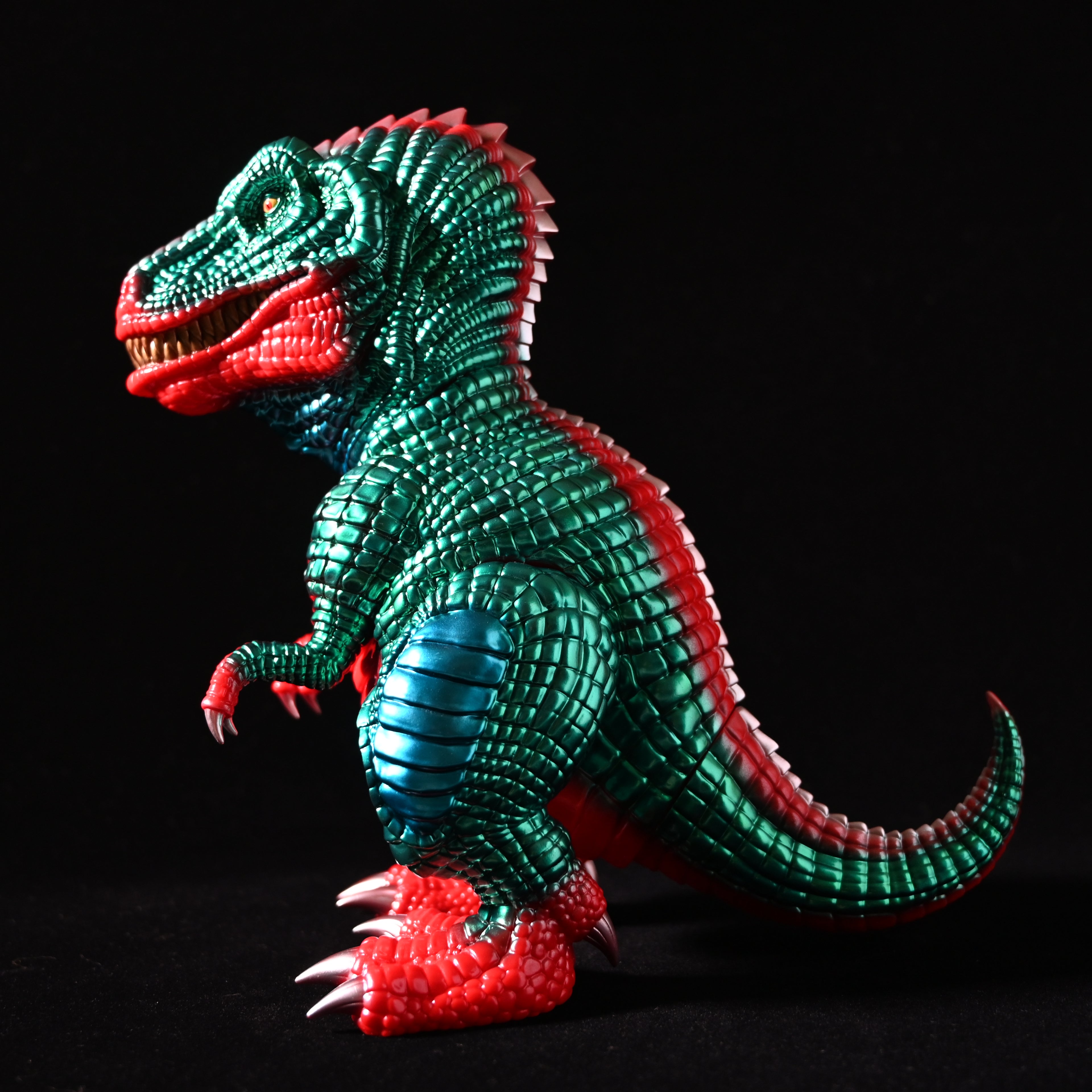 TYRANNO Debut Colorway