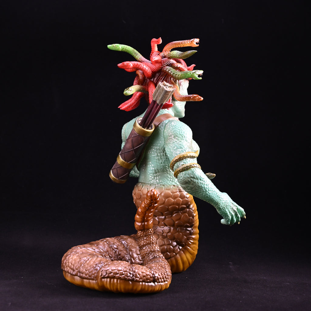 THE MEDUSA — VINTAGE-STYLE SOFT VINYL