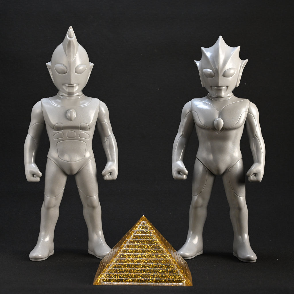 ANCIENT GIANTS OF LIGHT - Set of 2 (Tiga’s Companions)