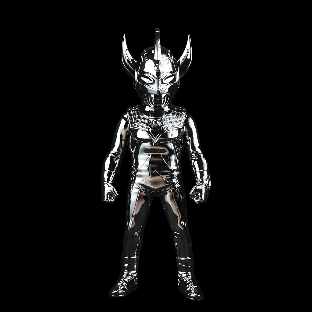 ULTRAMAN TARO Silver Chrome Version
