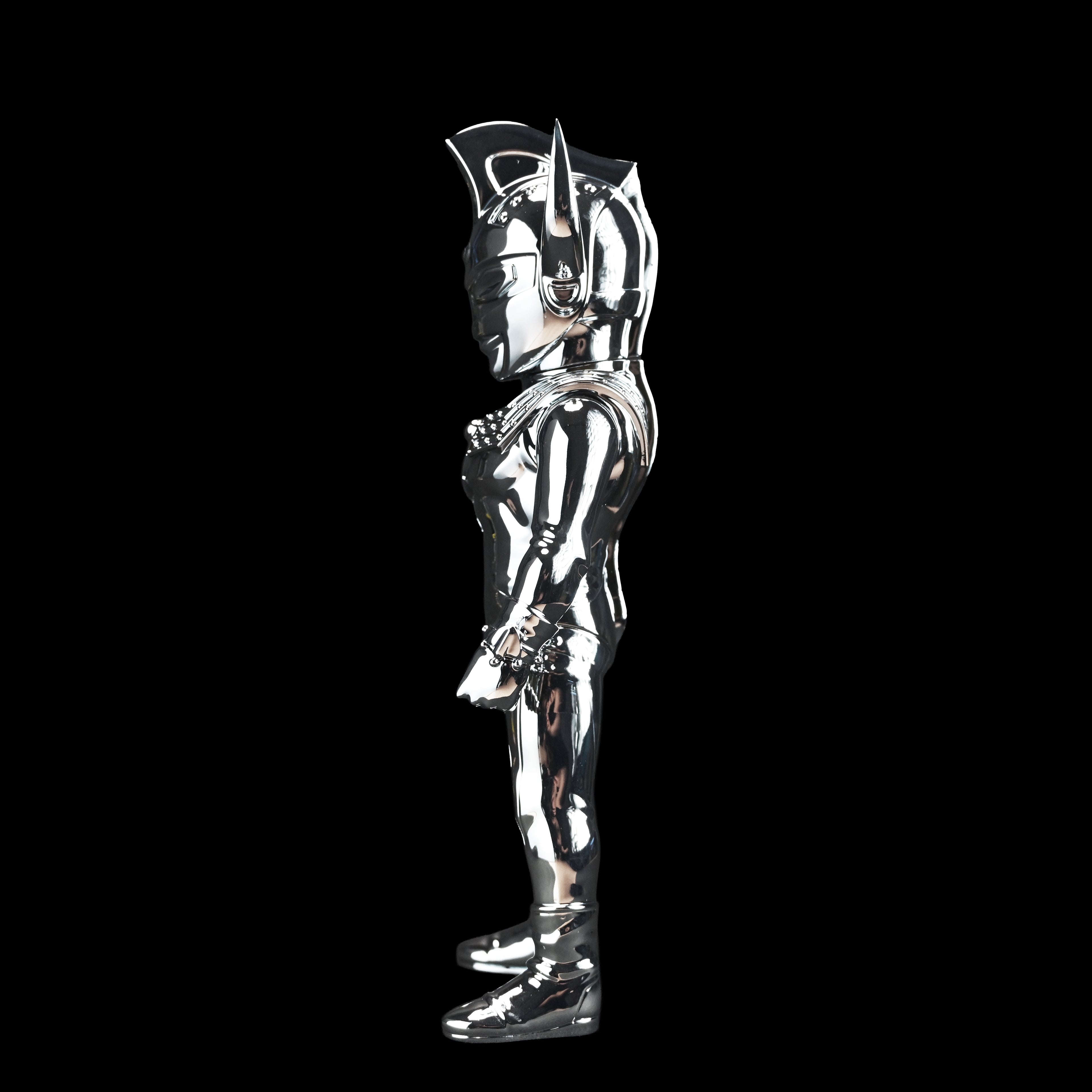 ULTRAMAN TARO Silver Chrome Version