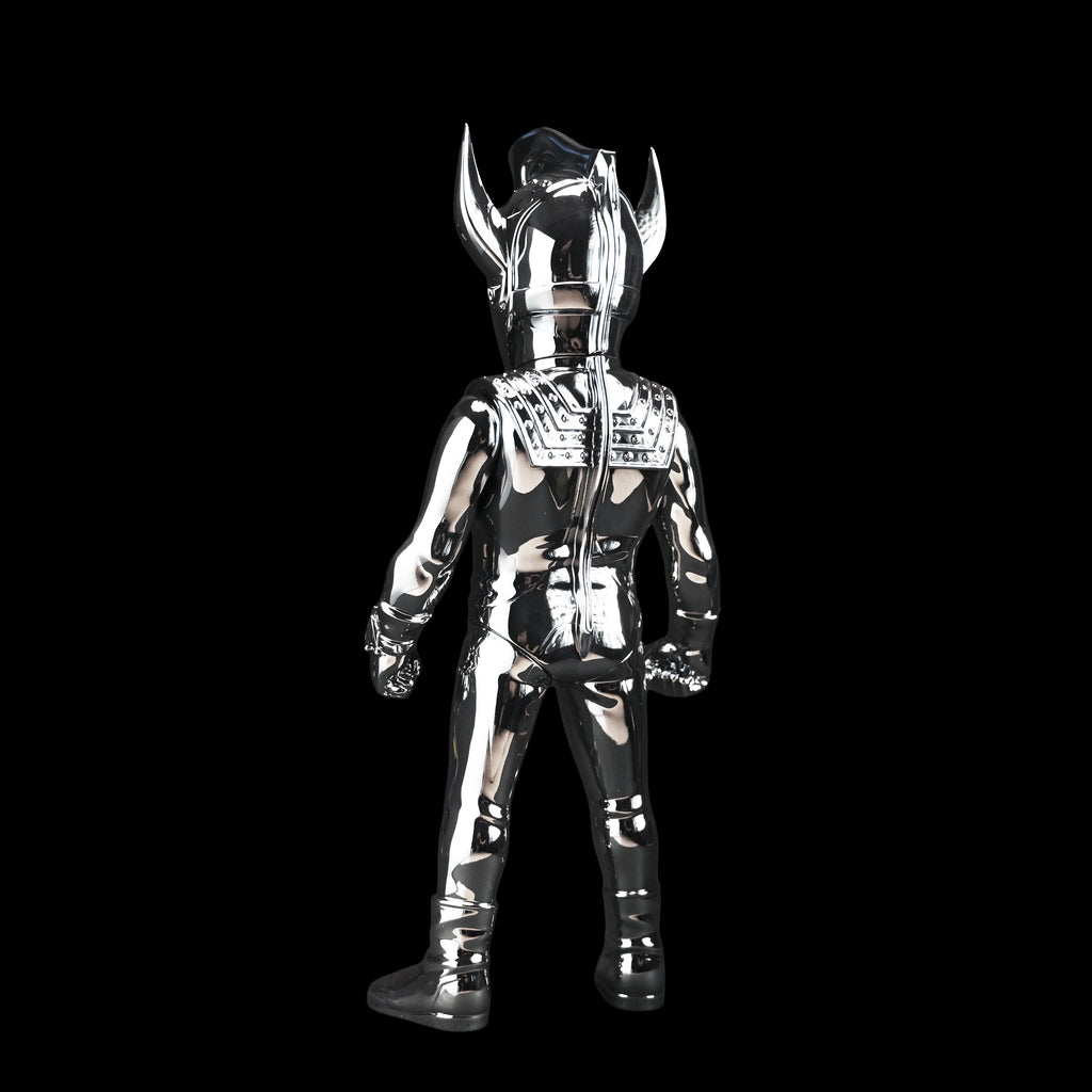 ULTRAMAN TARO Silver Chrome Version