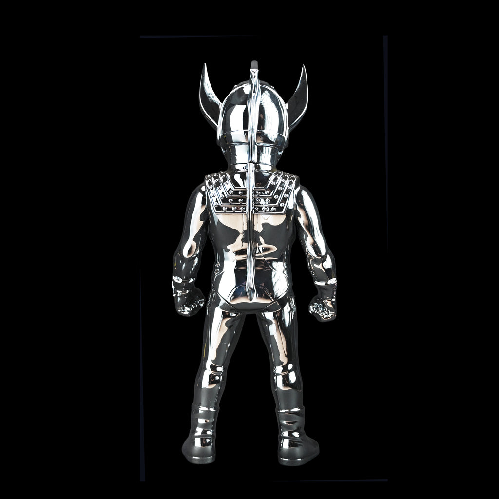 ULTRAMAN TARO Silver Chrome Version