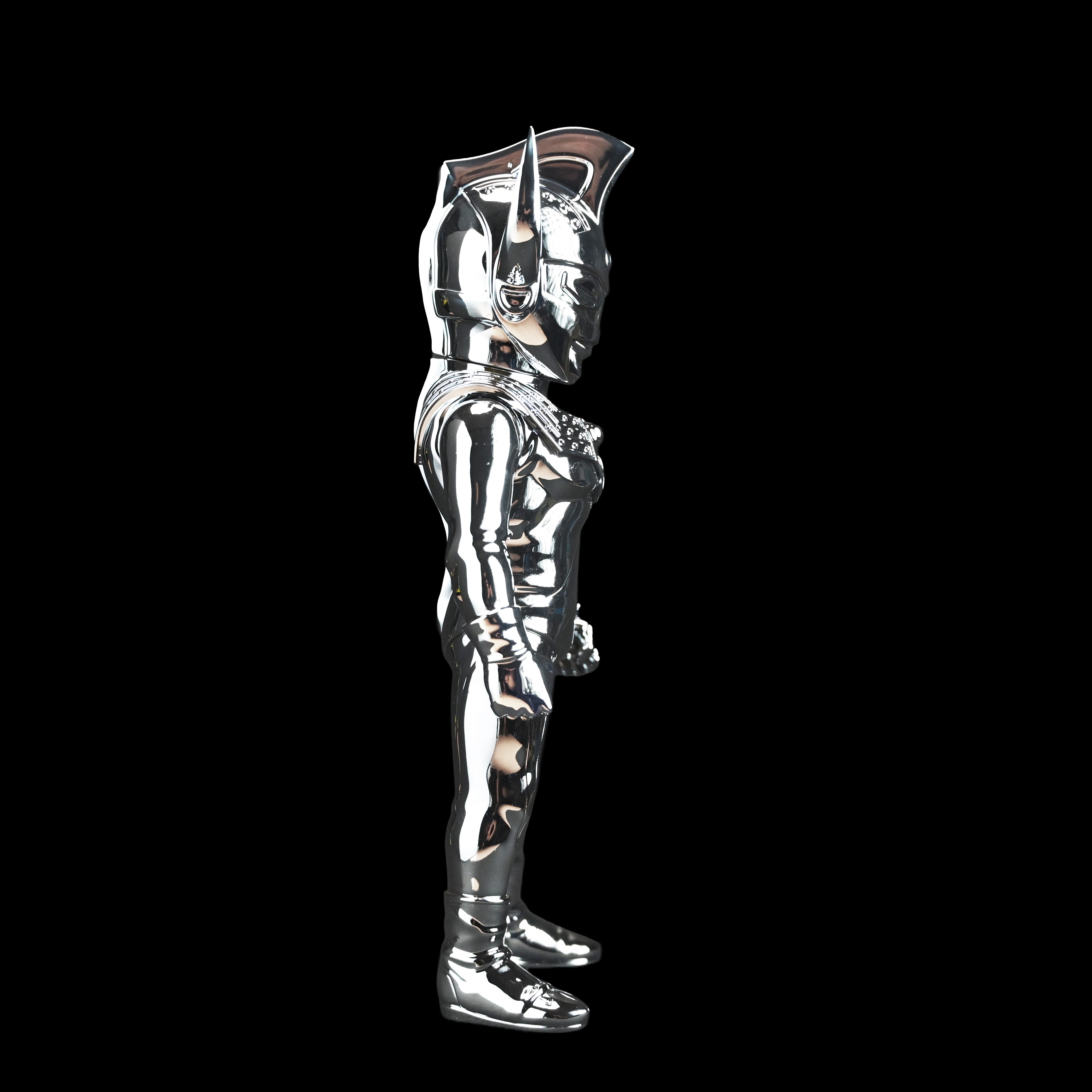 ULTRAMAN TARO Silver Chrome Version
