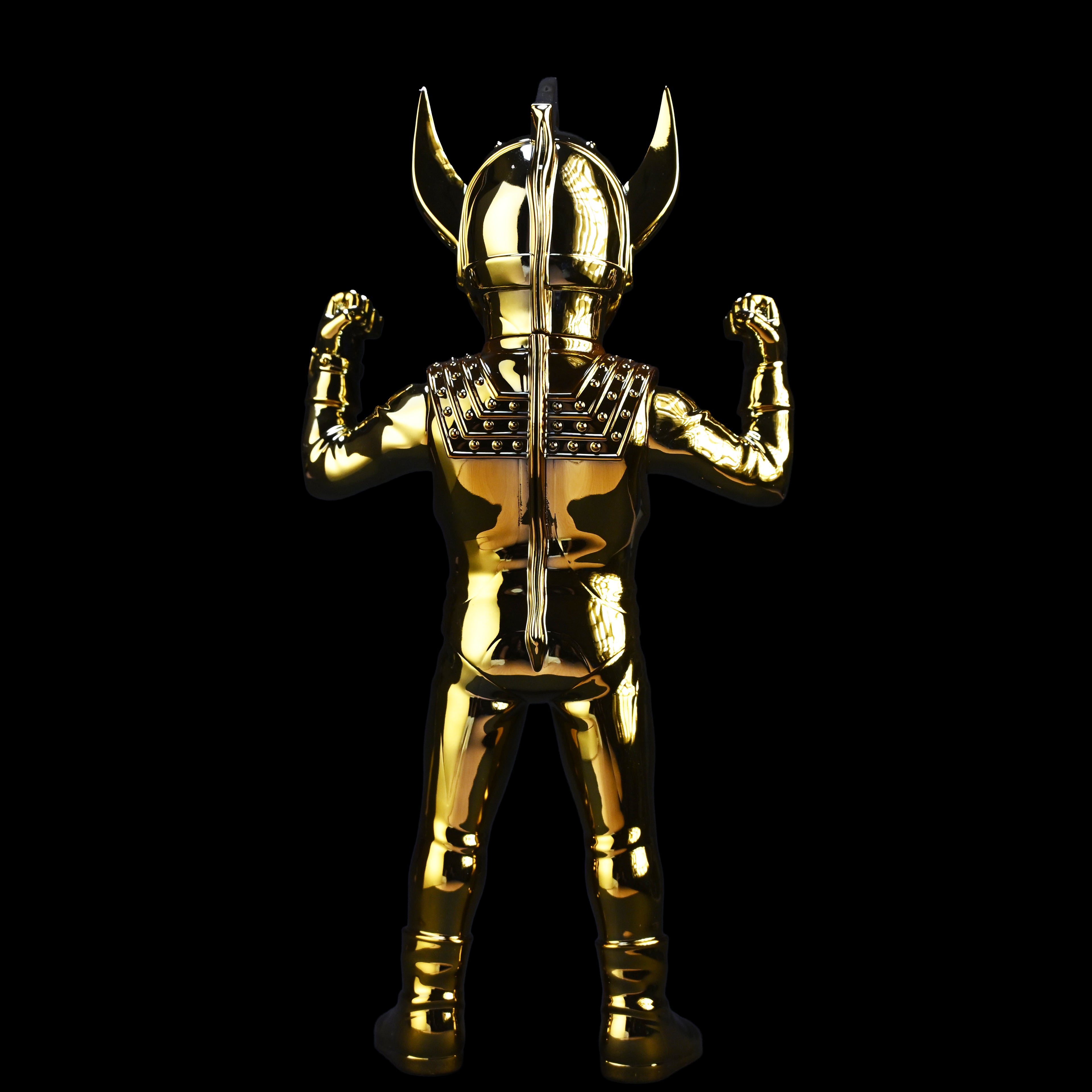ULTRAMAN TARO Gold Chrome Ultra Dynamite Pose Version