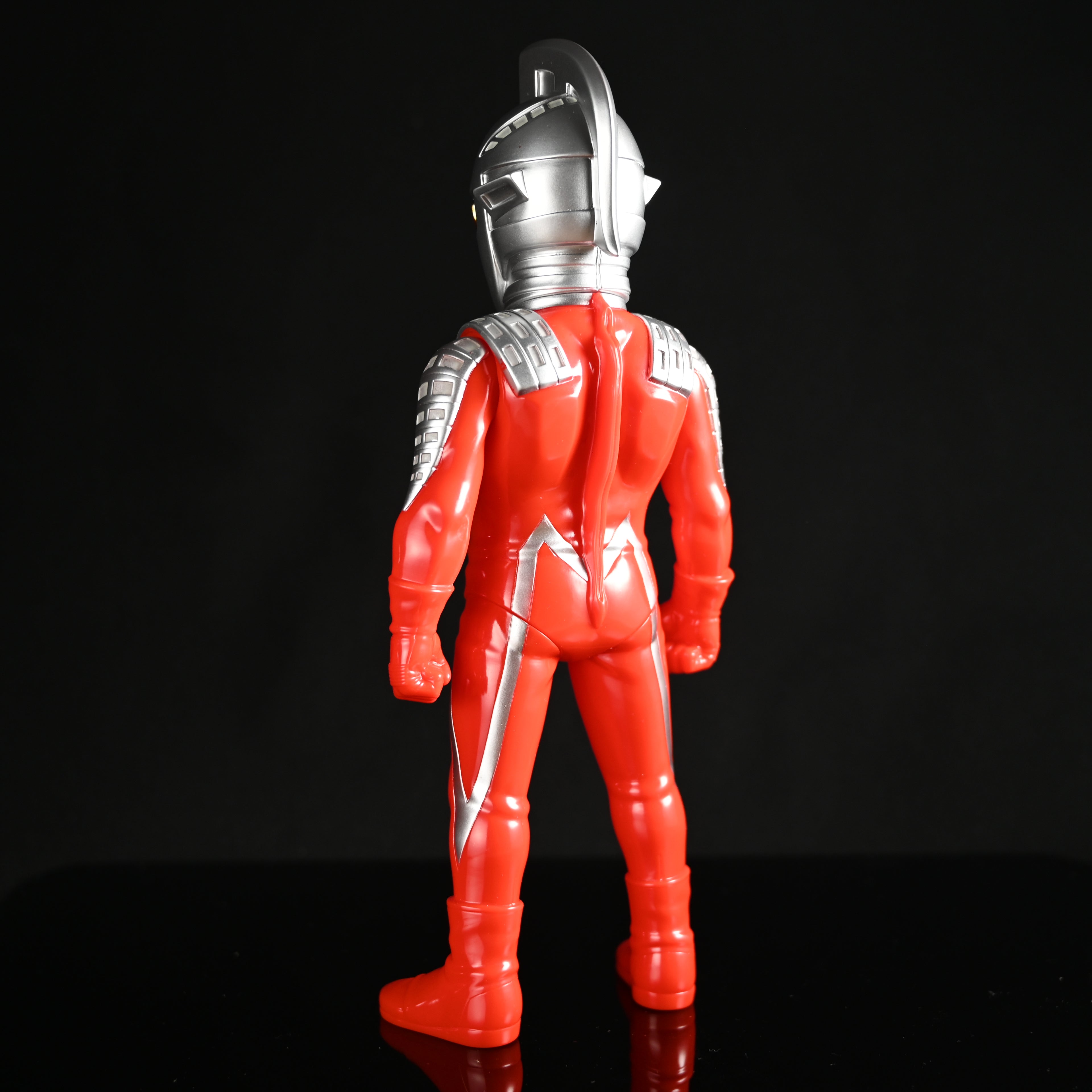 ULTRASEVEN Debut Colorway